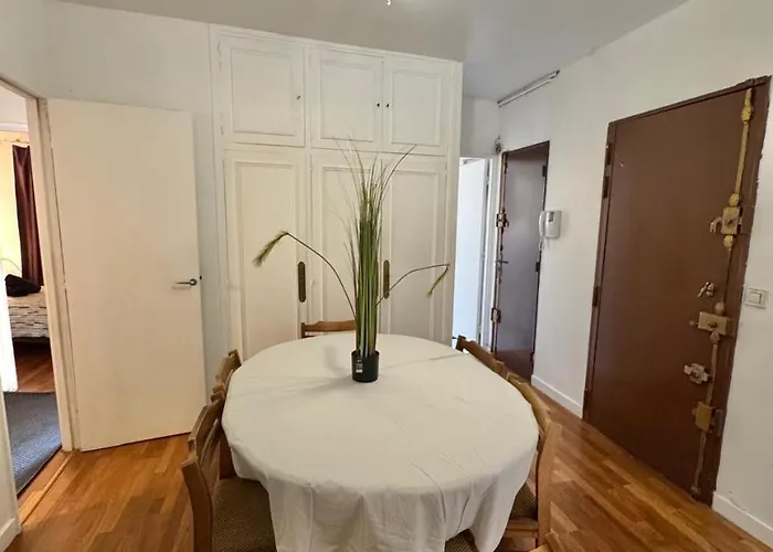 Appartement Grand Tour Eiffel Place Barcelone