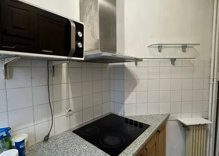 Grand Tour Eiffel Place Barcelone Appartement