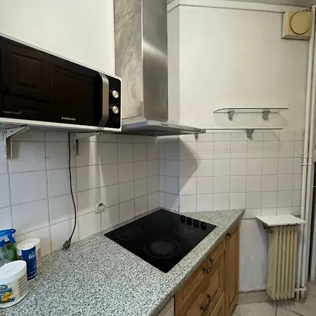 Grand Tour Eiffel Place Barcelone Apartment